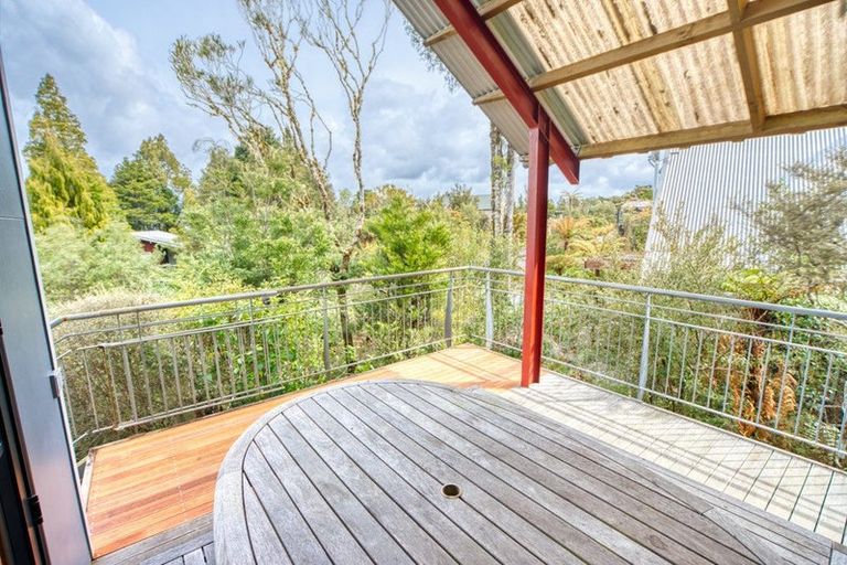 Photo of property in 17 Korua Street, Moana, 7872