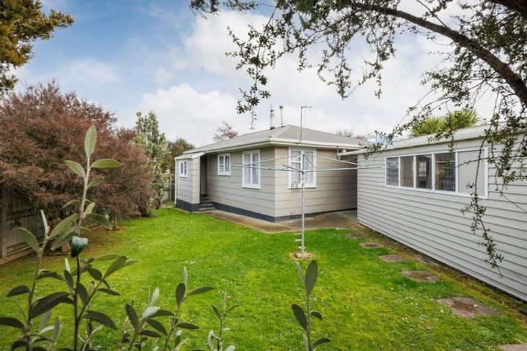 Photo of property in 63 Anakiwa Street, Kelvin Grove, Palmerston North, 4414