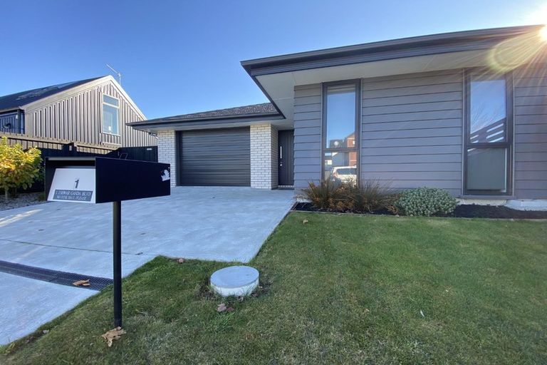 Photo of property in 1 Ishwar Ganda Boulevard, Halswell, Christchurch, 8025