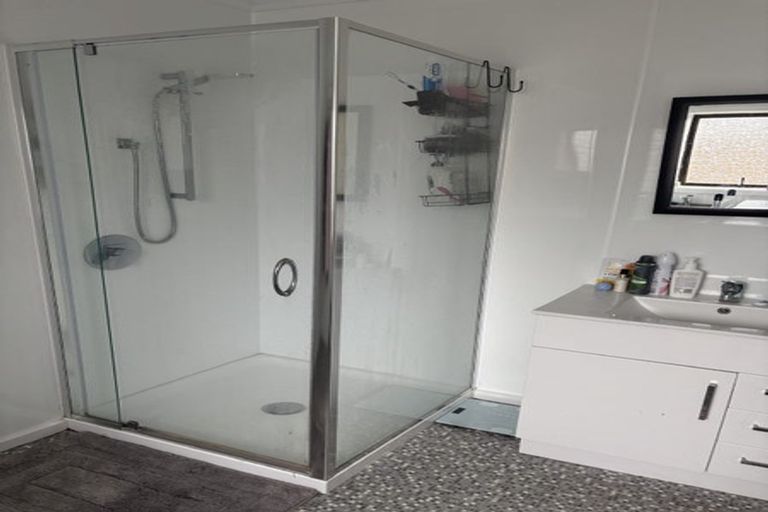 Photo of property in 211 Parklands Avenue, Bell Block, New Plymouth, 4312