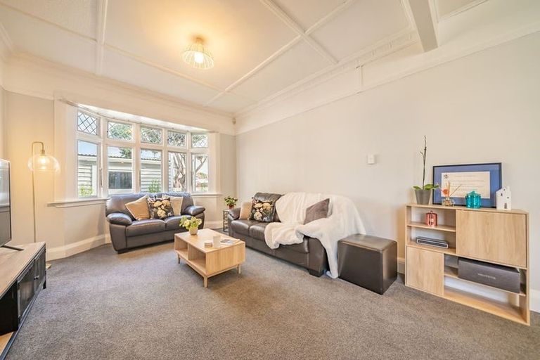 Photo of property in 3 Malone Road, Waterloo, Lower Hutt, 5011