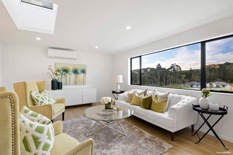 Photo of property in 24 Maraeariki Avenue, Orewa, 0931