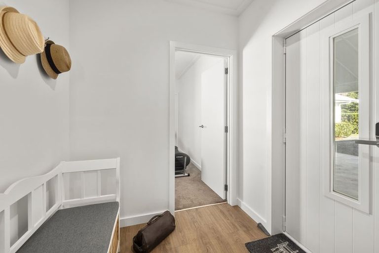 Photo of property in 2/21 Highland Drive, Acacia Bay, Taupo, 3385