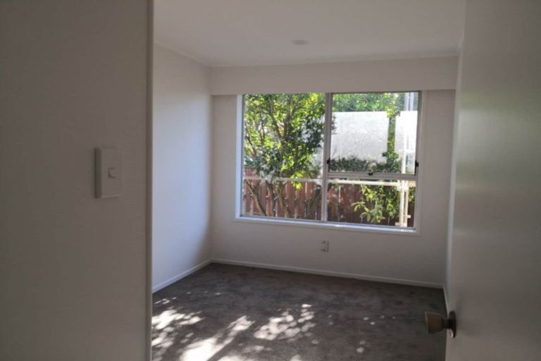 Photo of property in 32 Walworth Avenue, Pakuranga Heights, Auckland, 2010