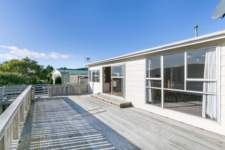 Photo of property in 94 Jamaica Drive, Grenada North, Wellington, 5028