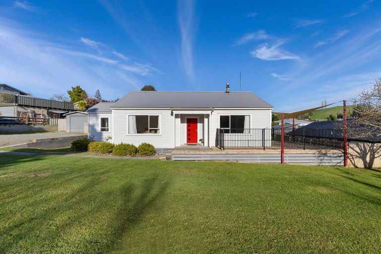 Photo of property in 1 Prospect Avenue, Tirau, 3410