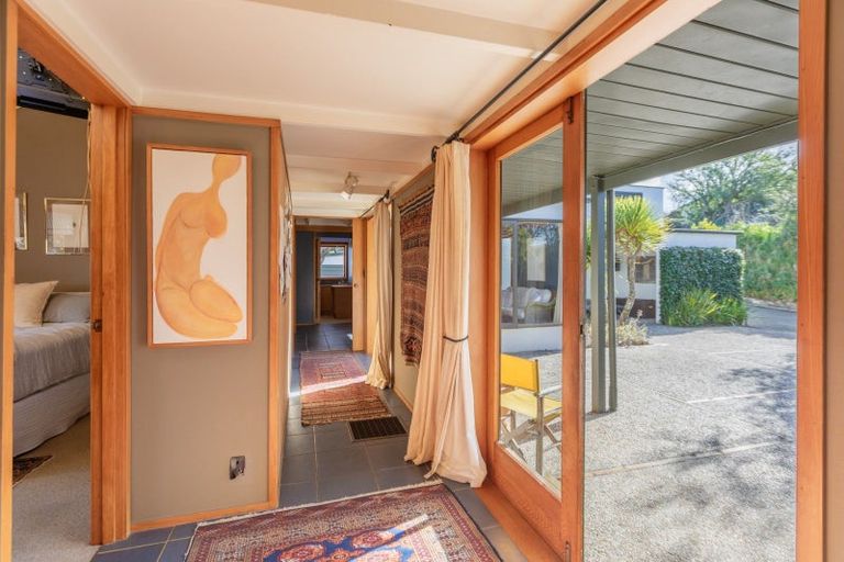 Photo of property in 17 Domain Road, Waipawa, 4210