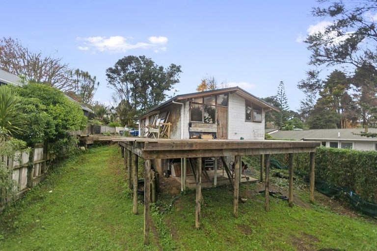Photo of property in 55 Rimutaka Place, Titirangi, Auckland, 0604