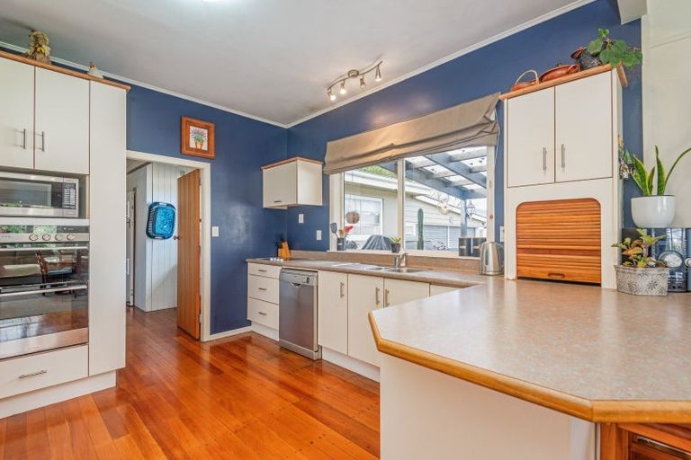 Photo of property in 26 Alfredton Road, Eketahuna, 4900