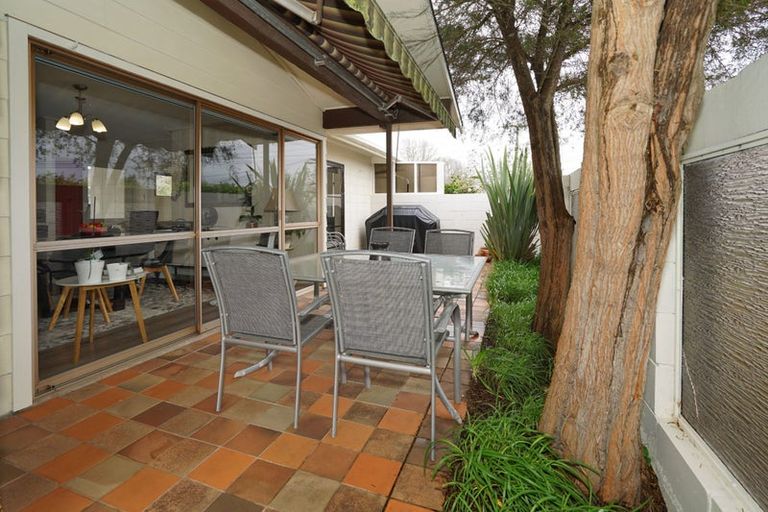 Photo of property in 6 Norma Place, Riverlea, Hamilton, 3216
