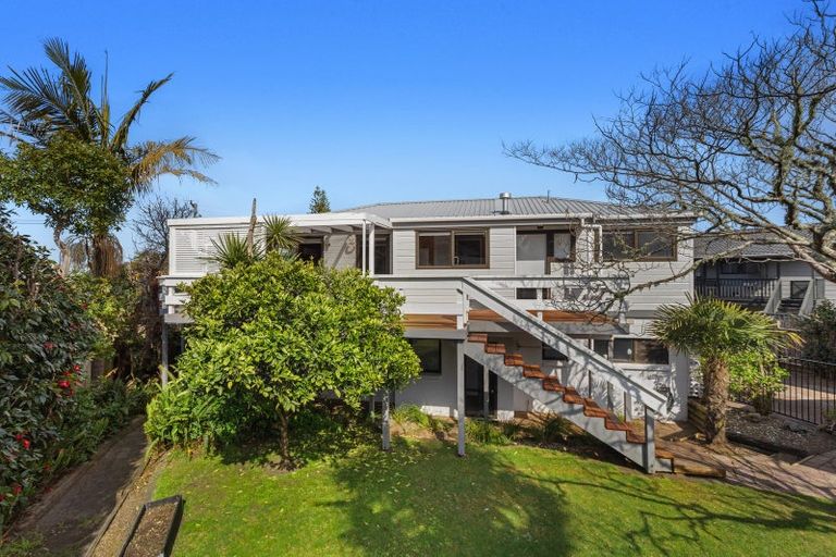 Photo of property in 129 Harbour Road, Ohope, 3121