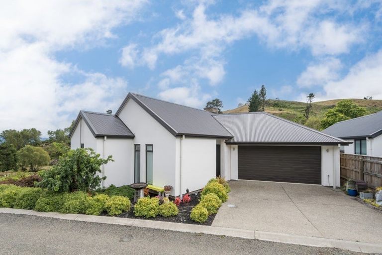 Photo of property in 18 Waterson Lane, Stoke, Nelson, 7011