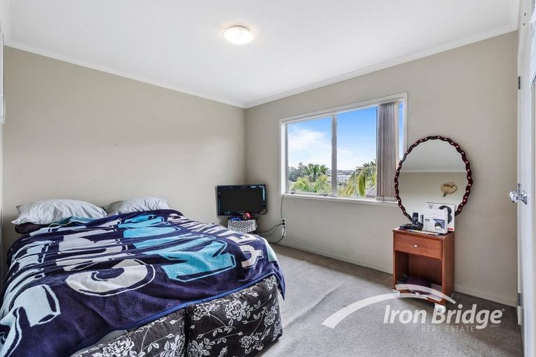 Photo of property in 18 Totara Views Drive, Red Beach, 0932