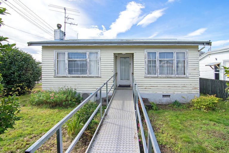 Photo of property in 53 Bannister Street, Masterton, 5810