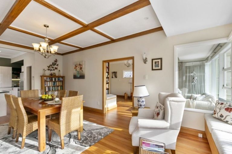Photo of property in 54 Richmond Avenue, Karori, Wellington, 6012