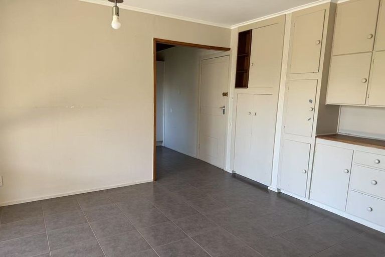 Photo of property in 572 Beach Road, Rothesay Bay, Auckland, 0630