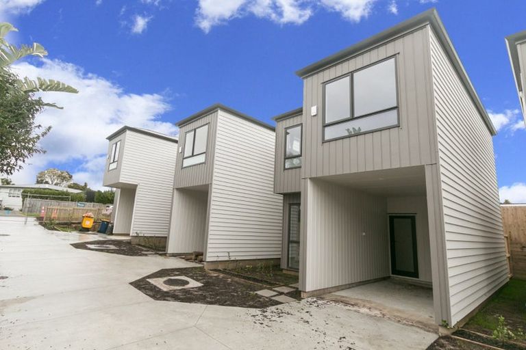 Photo of property in 82 Salisbury Road, Birkdale, Auckland, 0626