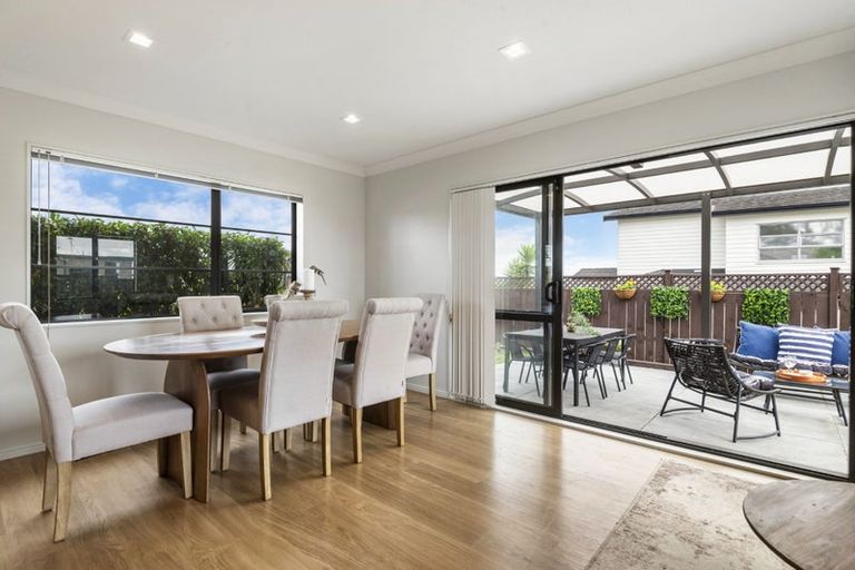 Photo of property in 94 Oakway Drive, Schnapper Rock, Auckland, 0632