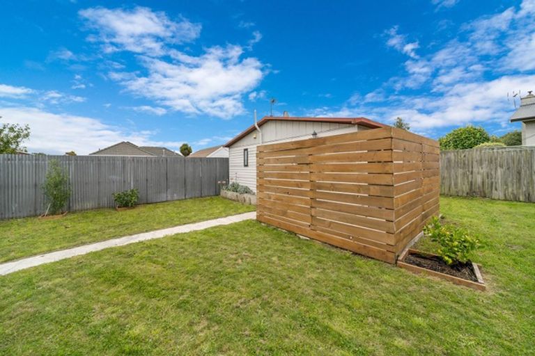 Photo of property in 35 Avro Crescent, Hornby, Christchurch, 8042