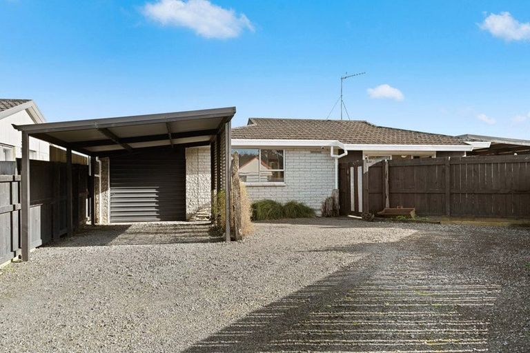 Photo of property in 15a Sandalwood Drive, Dinsdale, Hamilton, 3204