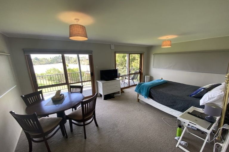 Photo of property in 24 Meachen Terrace, Waiuku, 2123