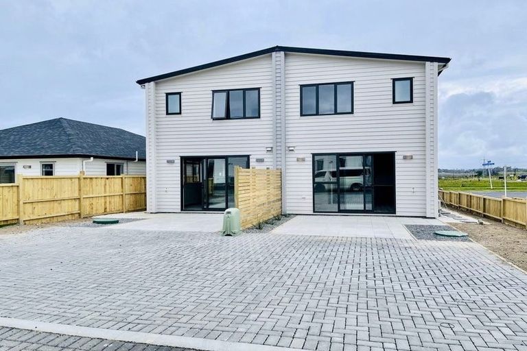 Photo of property in 30 Auranga Drive, Karaka, Papakura, 2113