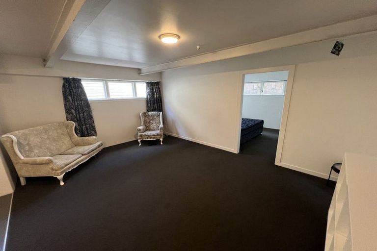 Photo of property in 239u2 Adelaide Road, Newtown, Wellington, 6021