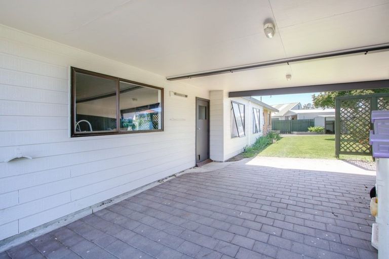Photo of property in 1 Kotuku Place, Taradale, Napier, 4112