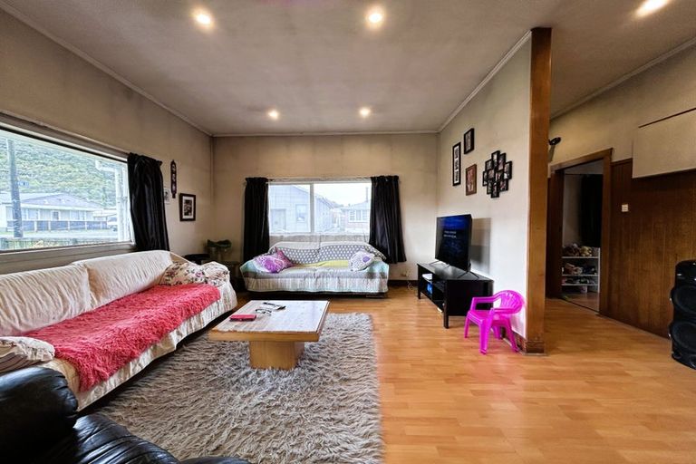 Photo of property in 12 Cardwell Street, Cobden, Greymouth, 7802