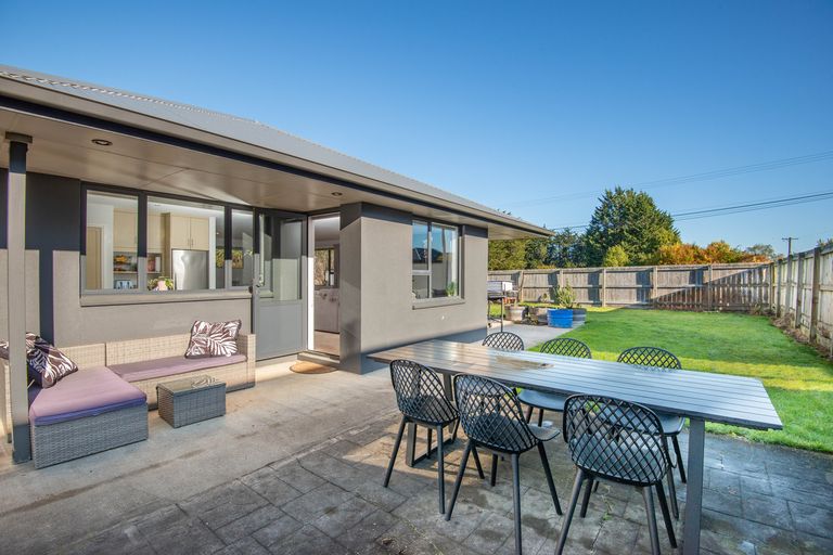 Photo of property in 1 White Hart Lane, Mosgiel, 9024