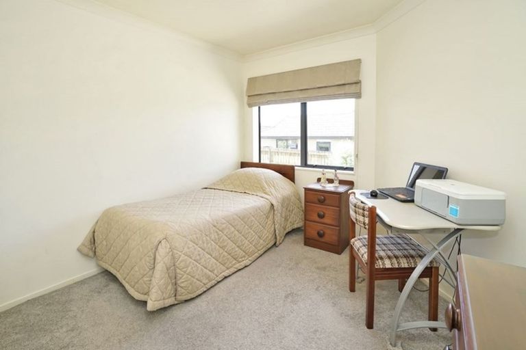 Photo of property in 11 Highbury Place, Nawton, Hamilton, 3200