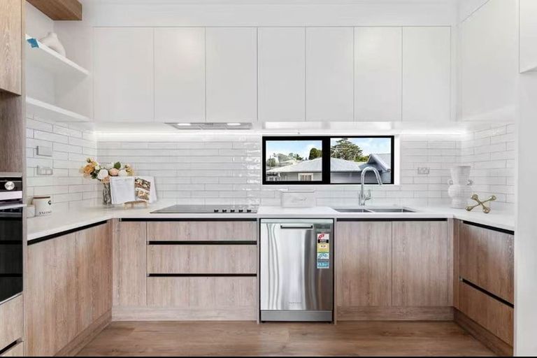 Photo of property in 7/12 Statesman Street, Henderson, Auckland, 0612