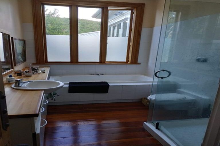 Photo of property in 133 Eden Street, Island Bay, Wellington, 6023