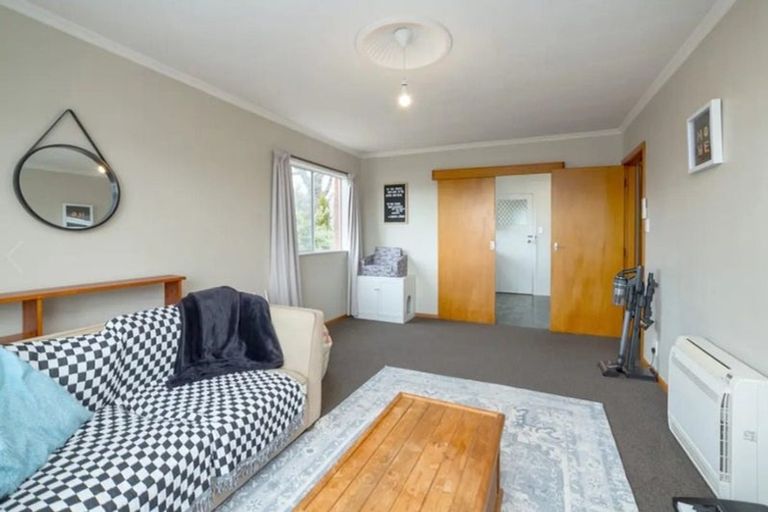 Photo of property in 17a Keir Crescent, Lansdowne, Masterton, 5810