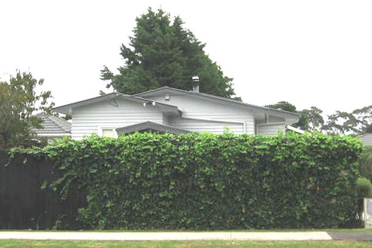 Photo of property in 1/17 Ranui Station Road, Ranui, Auckland, 0612