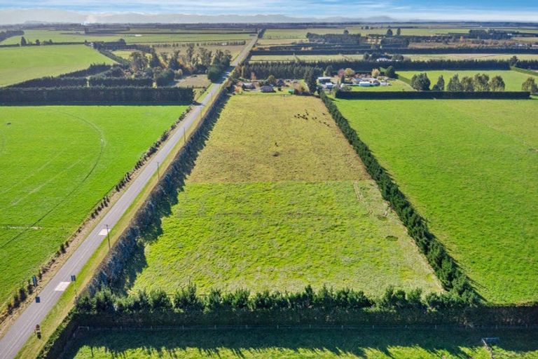 Photo of property in 714 Courtenay Road, Charing Cross, Christchurch, 7671