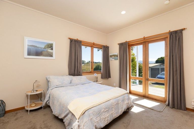 Photo of property in 15 Aporo Road, Ruby Bay, Upper Moutere, 7173