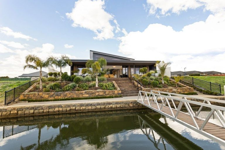 Photo of property in 29 Kahu Crescent, Whitianga, 3510