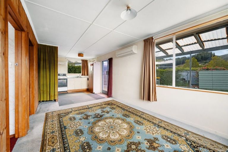 Photo of property in 97 Shields Street, Clyde, 9330