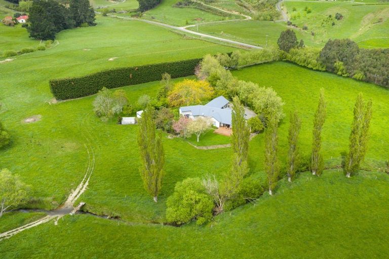 Photo of property in 31 Kahuterawa Road, Linton, Palmerston North, 4472