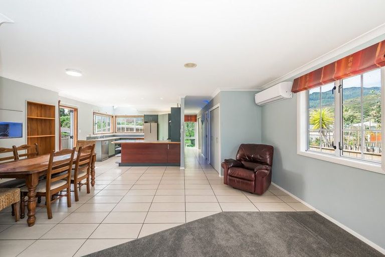 Photo of property in 9 Clarkes Crescent, Paekakariki, 5034