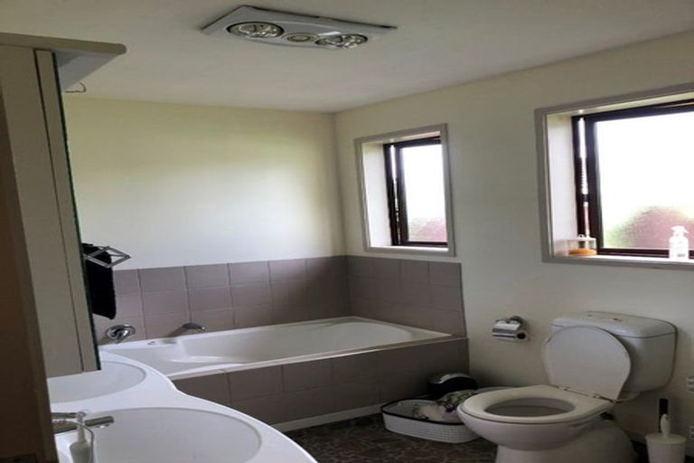 Photo of property in 51 Balgay Street, Upper Riccarton, Christchurch, 8041