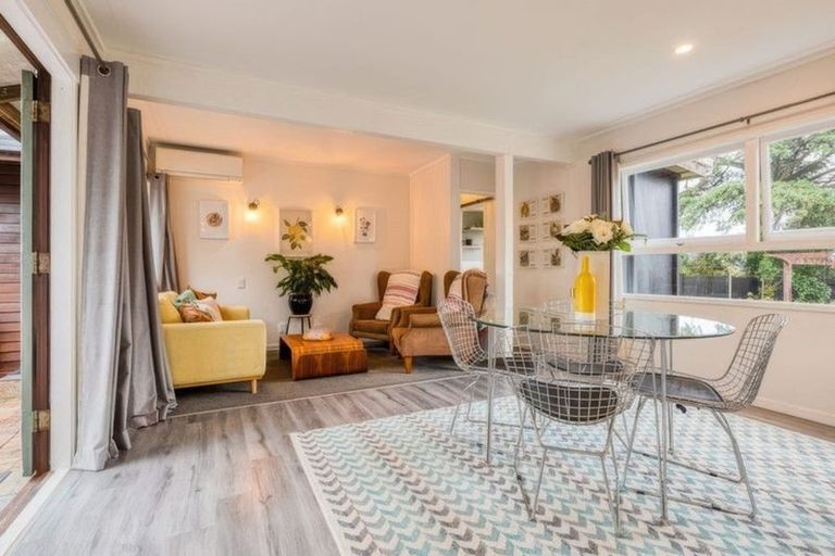 Photo of property in 279 Royal Road, Massey, Auckland, 0614