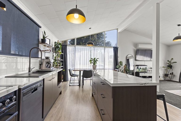 Photo of property in 80 Russley Road, Russley, Christchurch, 8042