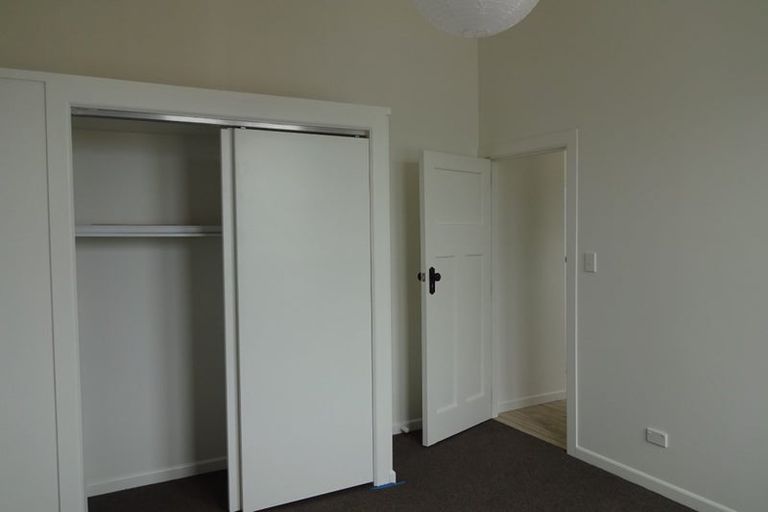 Photo of property in 73 Queens Drive, Lyall Bay, Wellington, 6022