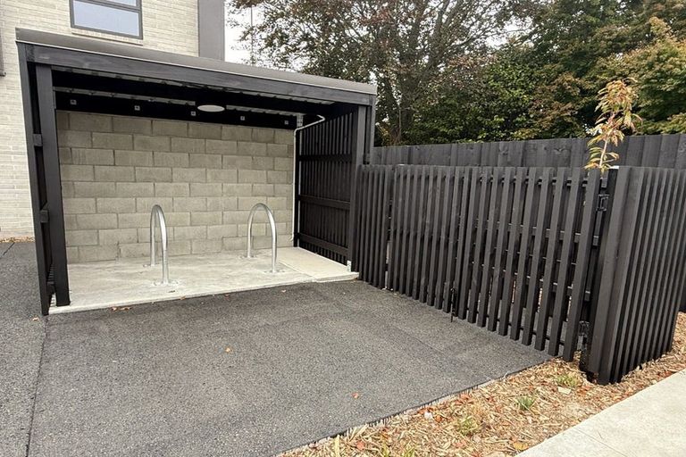 Photo of property in 13/122 Waimairi Road, Ilam, Christchurch, 8041
