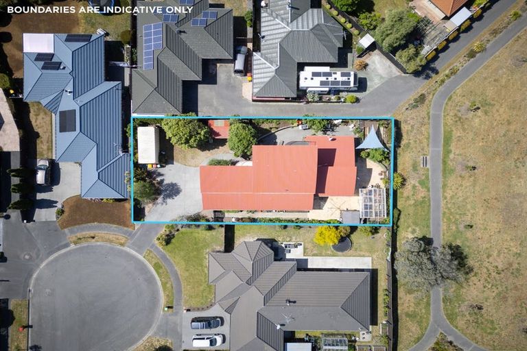 Photo of property in 117 Inwoods Close, Parklands, Christchurch, 8083