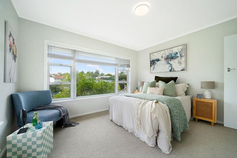 Photo of property in 38 Kohekohe Street, New Lynn, Auckland, 0600