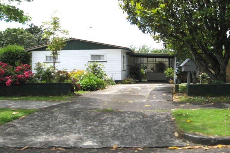 Photo of property in 9 Laurelwood Avenue, Pukekohe, 2120
