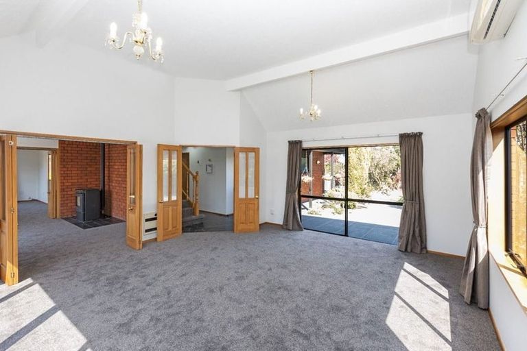 Photo of property in 9 Pasadena Place, Harewood, Christchurch, 8051
